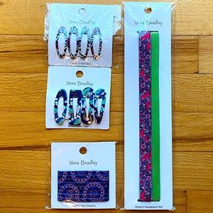 Lot of various Vera Bradley hair accessories.